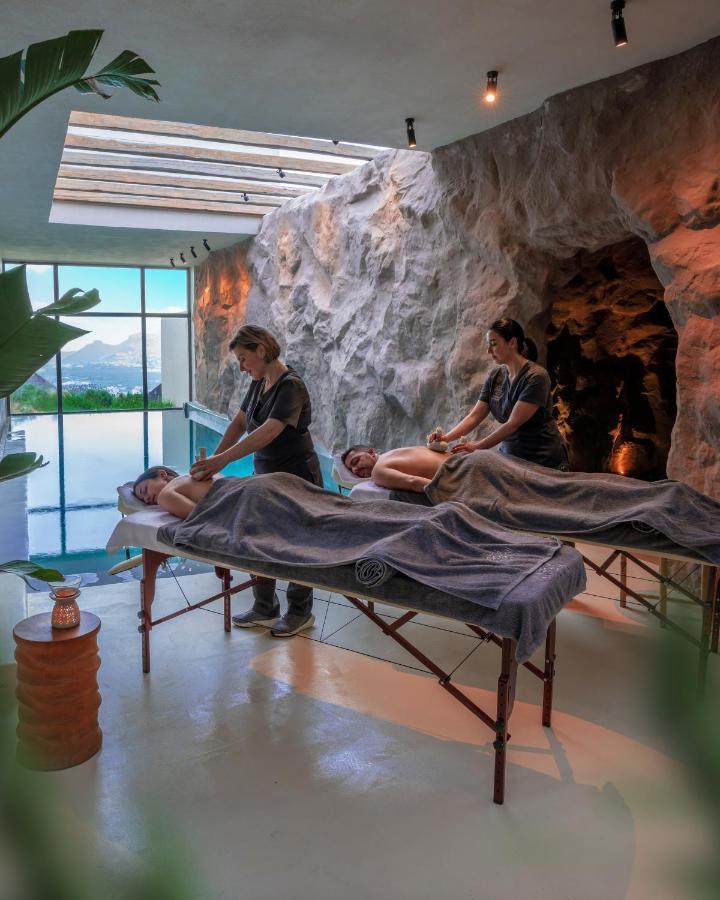 North Santorini - A Luxury Spa Hotel 피르고스 외부 사진