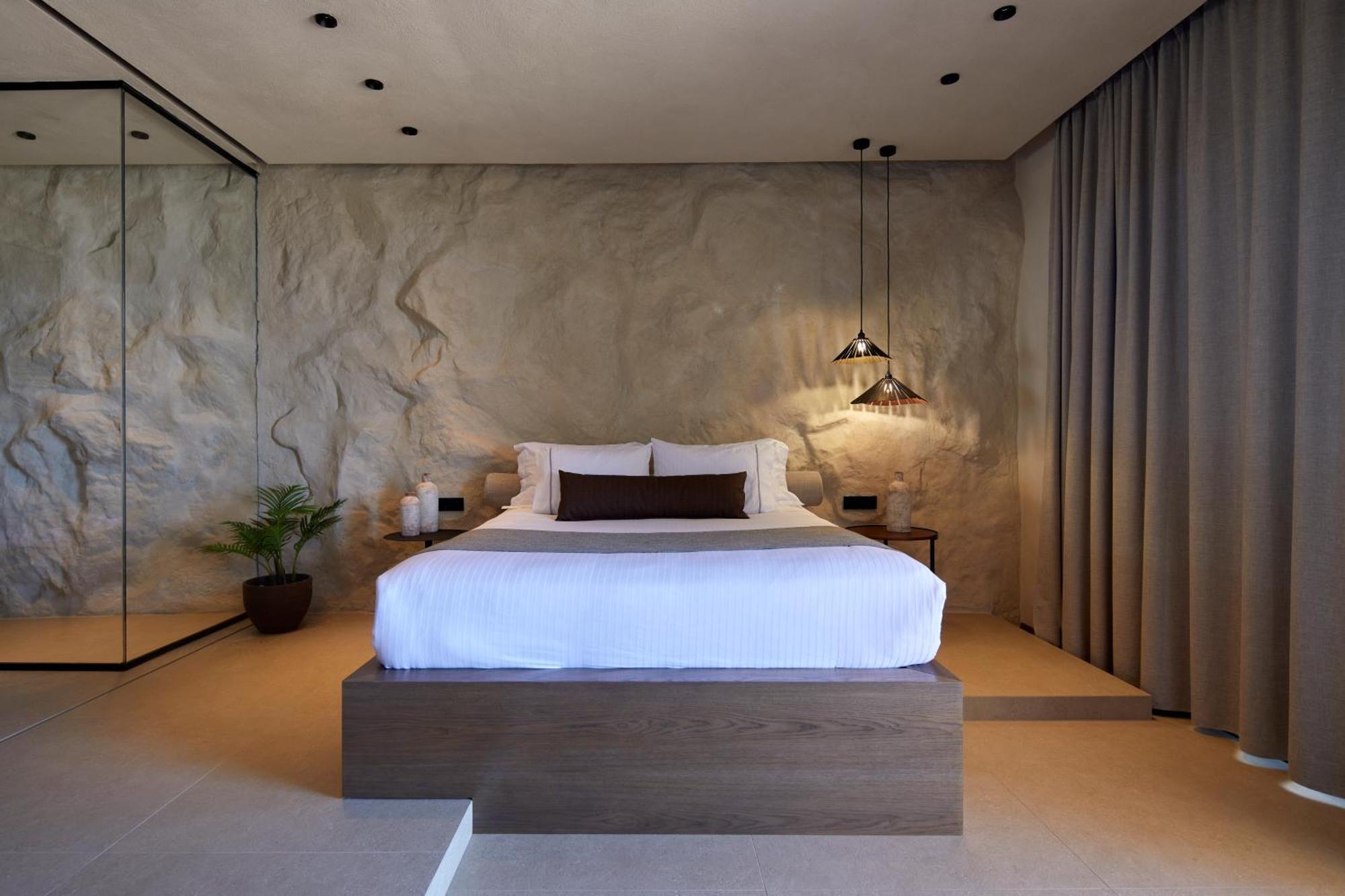 North Santorini - A Luxury Spa Hotel 피르고스 객실 사진
