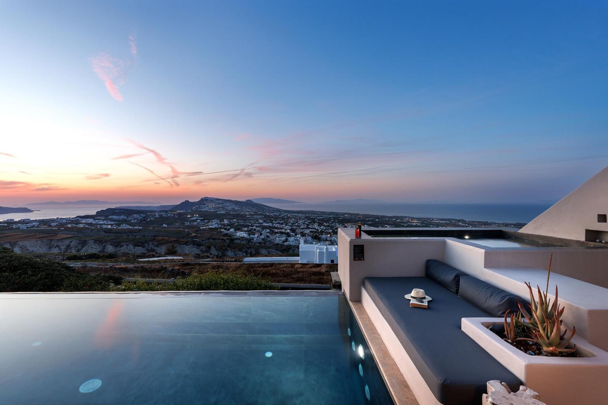 North Santorini - A Luxury Spa Hotel 피르고스 외부 사진